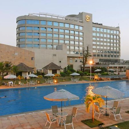 Tienyow Grand Hotel Хайкоу Екстер'єр фото