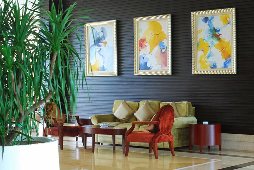 Tienyow Grand Hotel Хайкоу Екстер'єр фото
